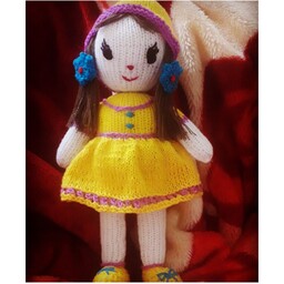 عروسک دختر بافتنی دستبافت پرنسس.رنگبندی مطابق با سلیقه مشتریان عزیز بافته میشود