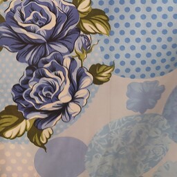 پارچه ملحفه آبی با گل رز خوشگل .عرض 2 متر بسیار بادوام در شستشو و بدون آب رفت 