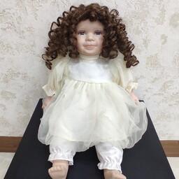 عروسک سرامیکی فرشته مارکدار آکبندوزیبا باقد45سانتیمترکد176