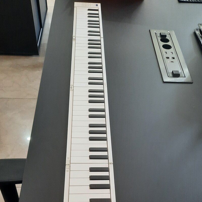 پیانو تاشو (ارسال با باربری و بصورت پس کرایه)