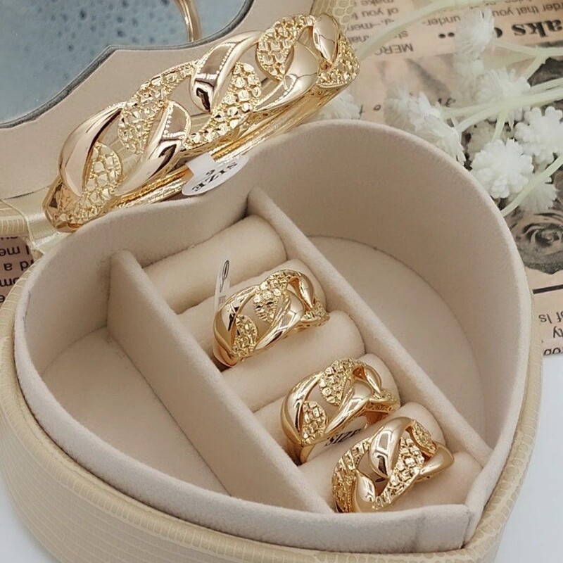ست دستبند و انگشتر استیل دوام رنگ بالا کیفیت عالی آبکاری طلا رنگ ثابت کپی طلا کد 365ع 