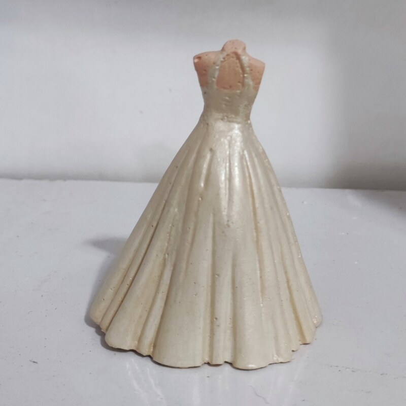 مجسمه لباس عروس ده سانتی
