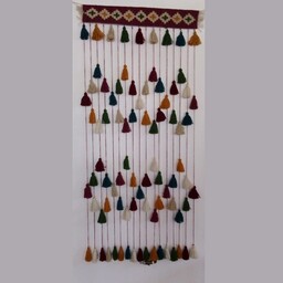 آویزه ی سنتی عرض 80 سانتی متر        طول  175 سانتی متر  جنس  پشم