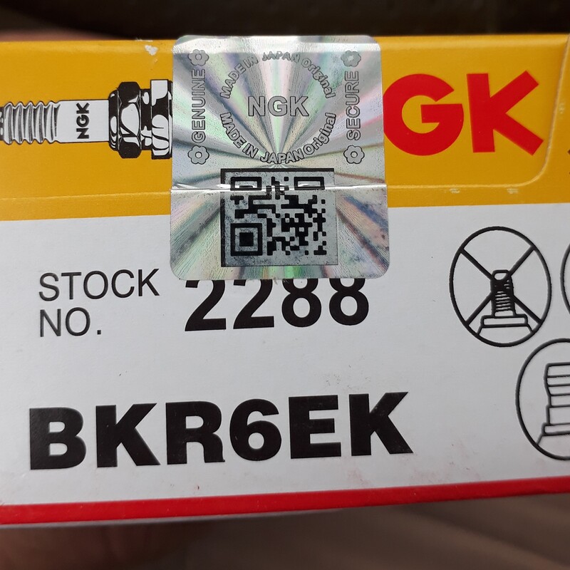 شمع ان جی کا(NGK)دوپلاتین کد2288پایه کوتاه ژاپن، قیمت برای یک دست 4 عددی است