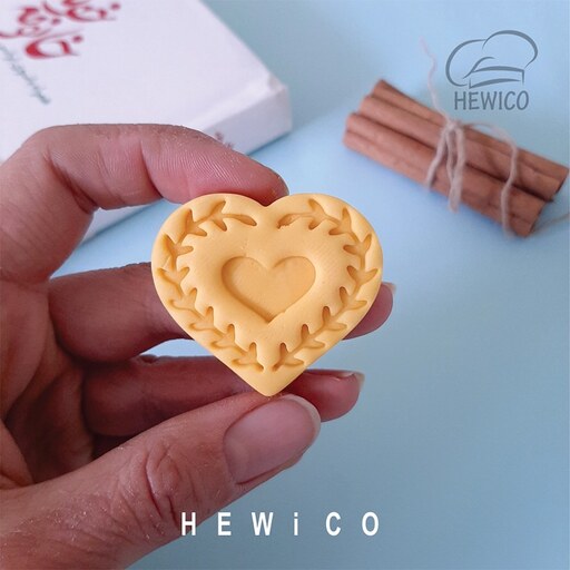 قالب شیرینی طرح قلب گیسو کد- 417 برند هویکو