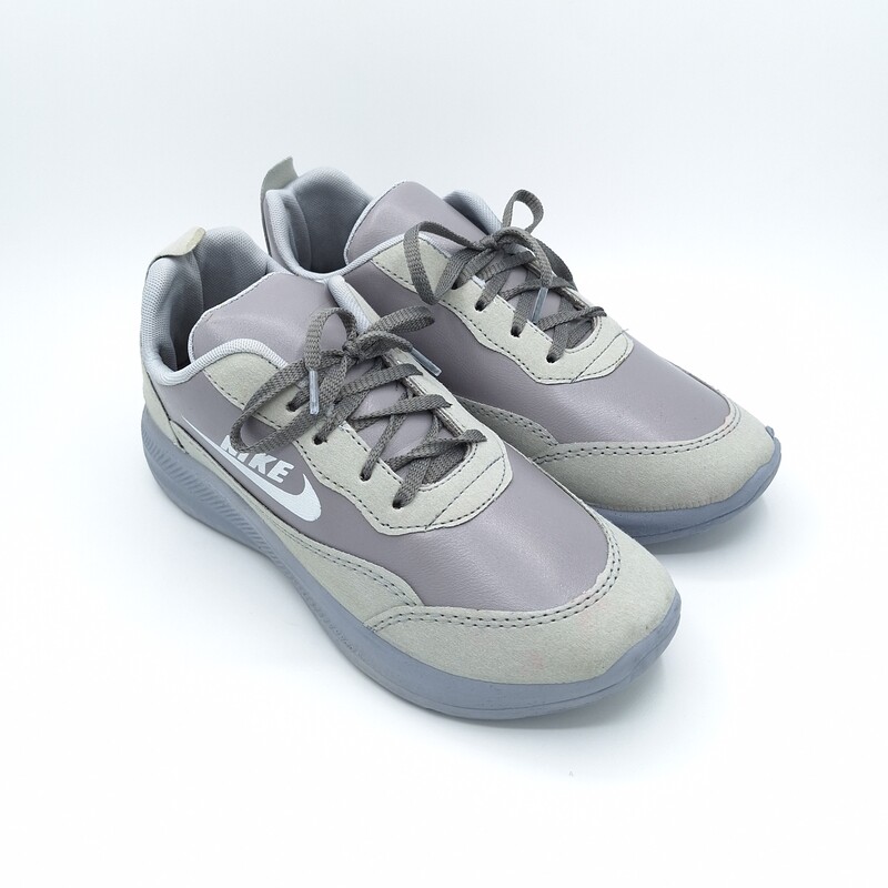 کفش اسپرت نایک زیره پیو تزریق کف دوخت سبک بادوام باکیفیت عالی قیمت مناسب وارزان رنگ طوسی کفش و کتونی ورزشی 331584