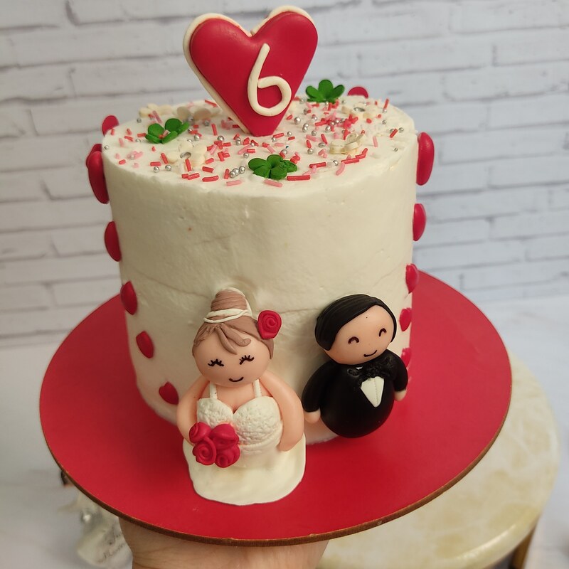 کیکِ سالگرد ازدواج   کیک عاشقانه   کیک ولنتاین( ارسال به صورت پس کرایه با اسنپ)