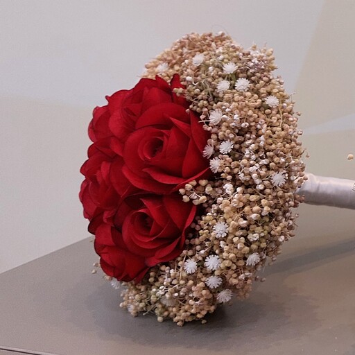 دسته گل مصنوعی عروس ترکیب رز قرمز و گل خشک مناسب نامزدی عقد عروسی