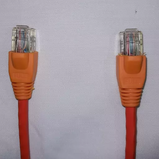 کابل شبکه cat6 UTP نگزنس سایز  9 متری