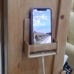 نگهدارنده موبایل چوبی