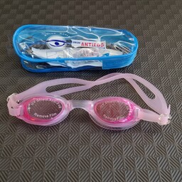 عینک شنا کیفی بهمراه یک جفت گوشگیر مناسب بچه ها