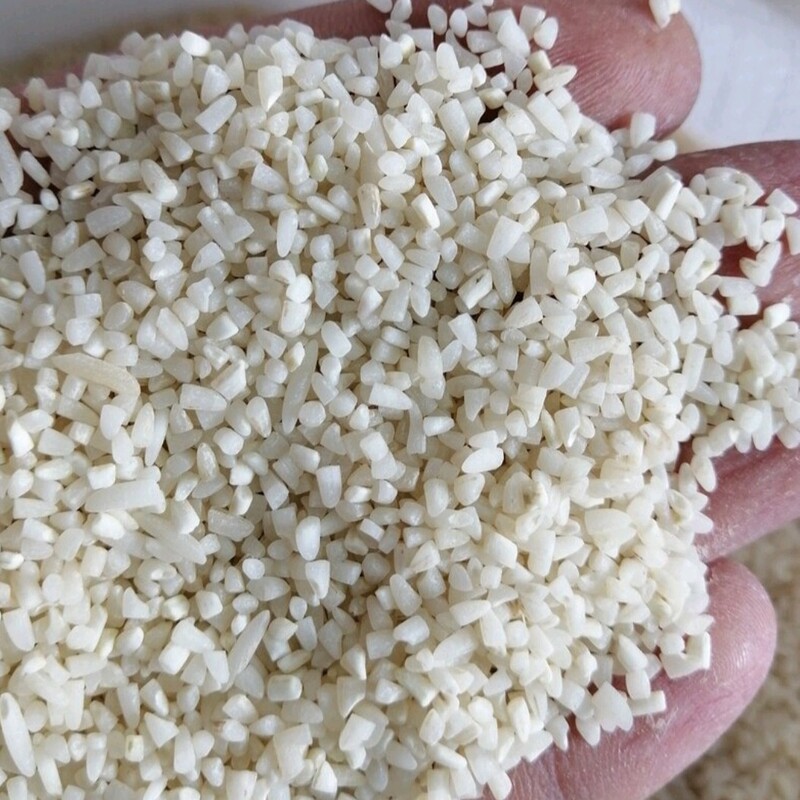 برنج نیم دانه .هاشمی طارم عطری محصول زمین های بابل 10 کیلو 450000 تومان ارسال رایگان 