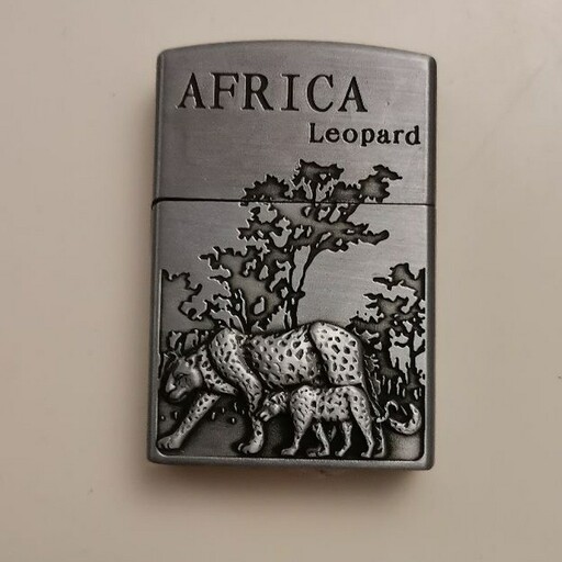 فندک گازی  سنگ چخماقی طرح آفریقا یوز  بسیار زیبا  مناسب هدیه و کلکسیون 