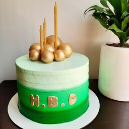 کیک تولد خامه ای مردانه سبز و طلایی 