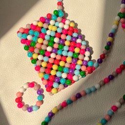 کیف مرواریدی بچگانه رنگی رنگی ( همراه دستبند و گردنبند)