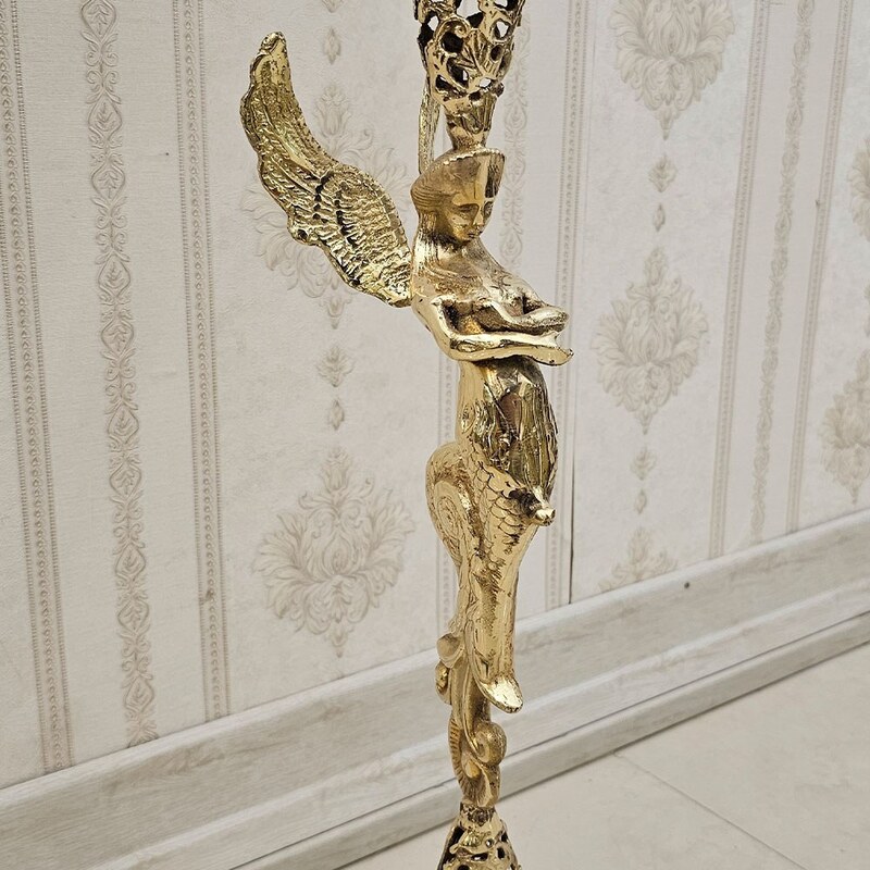 گلدان کنار سالنی برنزی مدل فرشته کد 1710 ( گلدان پایه دار برنجی )