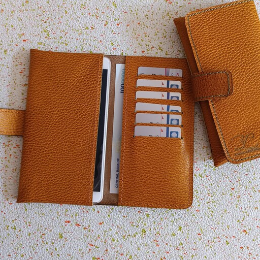 کیف جاکارتی و گوشی موبایل از چرم طبیعی و کاملا دستدوز در رنگهای دلخواه شما 