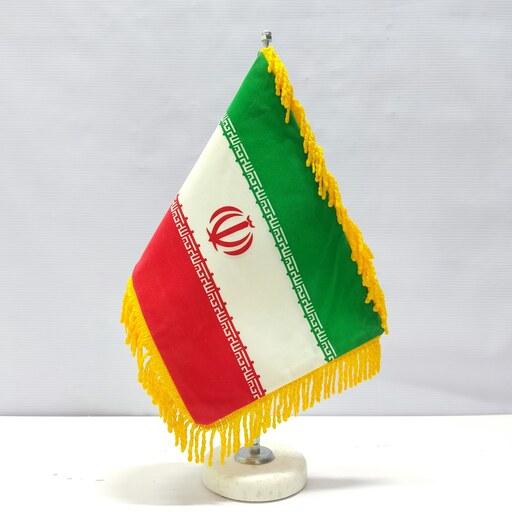 پرچم رومیزی ایران جنس مخمل ریشه زرد با پایه سنگی و چاپ دو رو