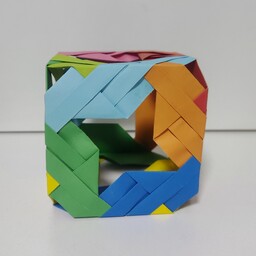 مکعب حصیری کاغذی اوریگامی (سفارشات در رنگ های دلخواه شما پذیرفته می شود)