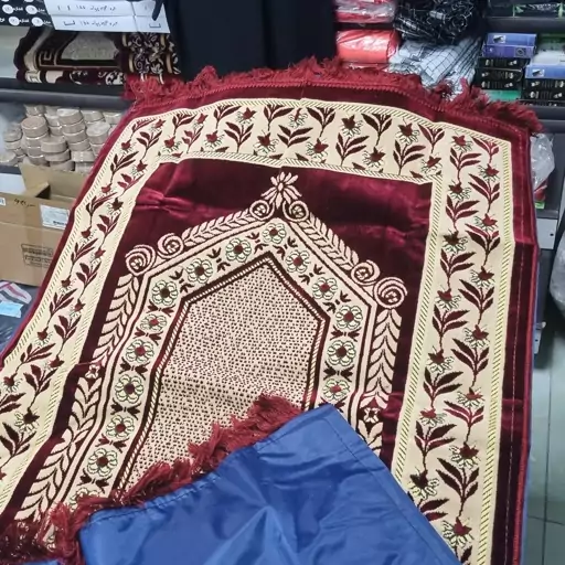 سجاده کیفی مخمل بزرگ تمام واتر سایز 70در110 (ساخت ترکیه)