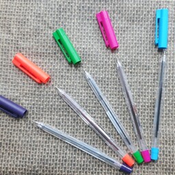  خودکار 5 رنگ لیان پک 5 عددی از هر رنگ 1 عدد یک خودکار نارنجی یک خودکار آبی یک خودکار سبز یک خودکار بنفش و خودکار صورتی