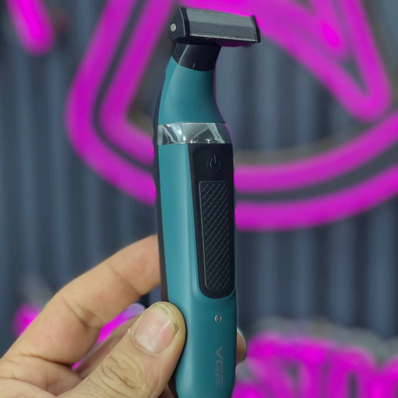 بادی گروم وی جی آر ژیلت برقی دو کاره هم اصلاح بدن هم شیور شارژی باطری لتیومی 90دقیقه شارژ نگه میداره