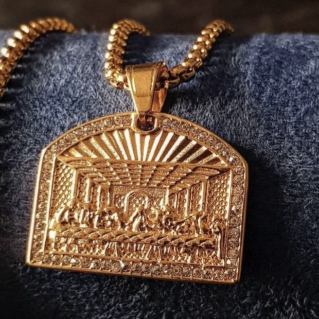 گردنبند و آویز پلاک استیل مردانه طرح شام آخر مسیح رنگ ثابت کد bn (پس کرایه)