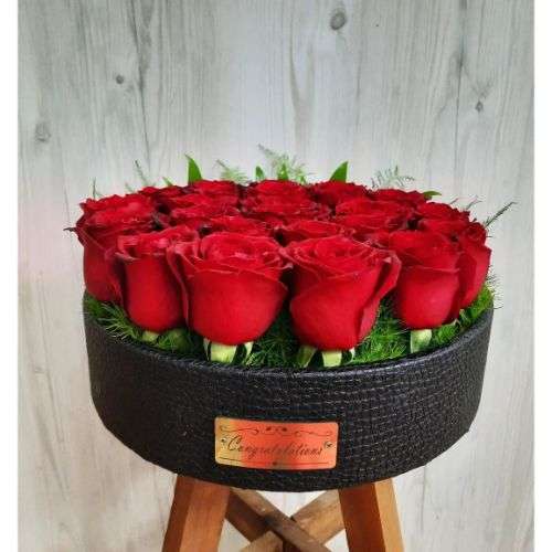 باکس گل رز قرمز a222