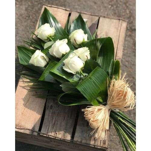 قیمت گل رز سفید طبیعی a65