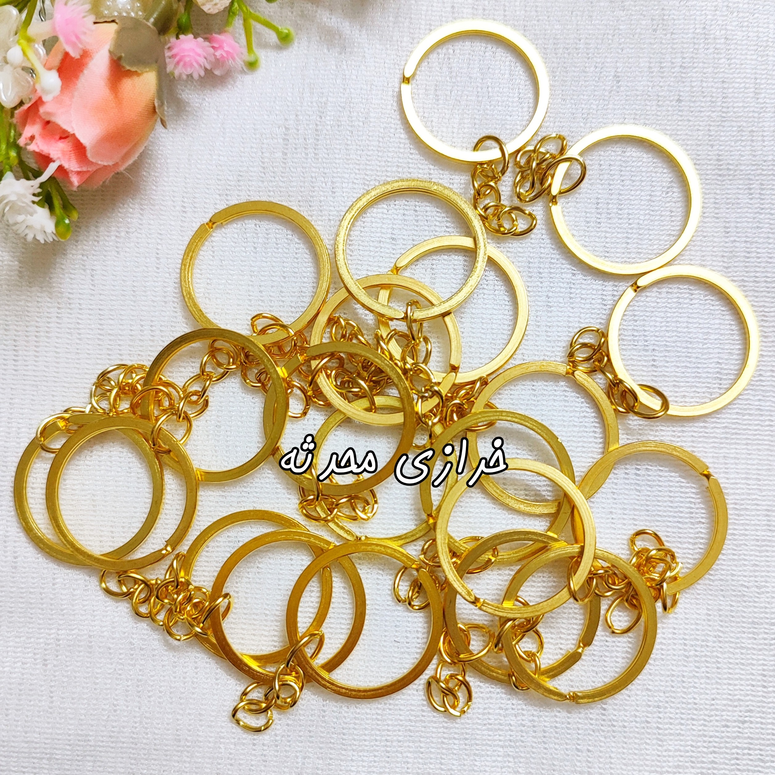 حلقه جاکلیدی تخت طلایی عمده دسته کلید بازنجیز (بسته 50 عددی)