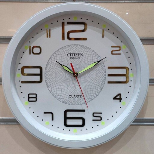 ساعت دیواری سیتیزن هابلوت گرد سایز  37 شبرنگ موتور  آرامگرد  درجه یک رنگ بندی کامل