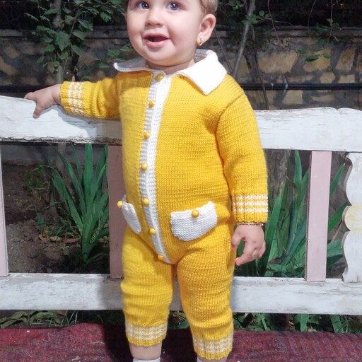 سرهمی نوزاد . 300 گرم کاموای ترکیه درکلیه ی رنگها برای عزیزان شما. سبدکاموای مامان بزرگ