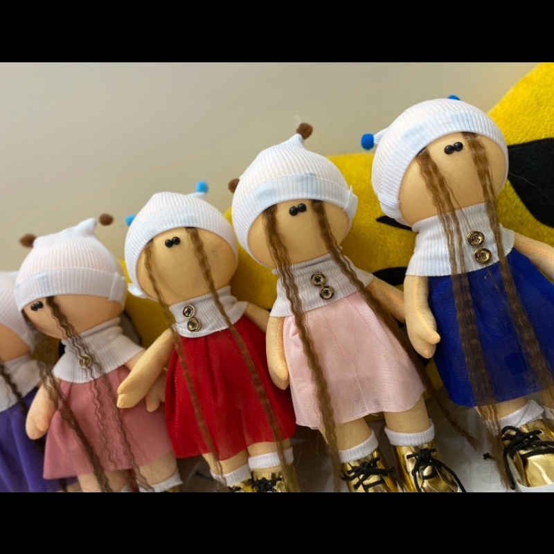 عروسک روسی دختر با رنگهای متنوع به قیمت تولیدی و بدون واسطه