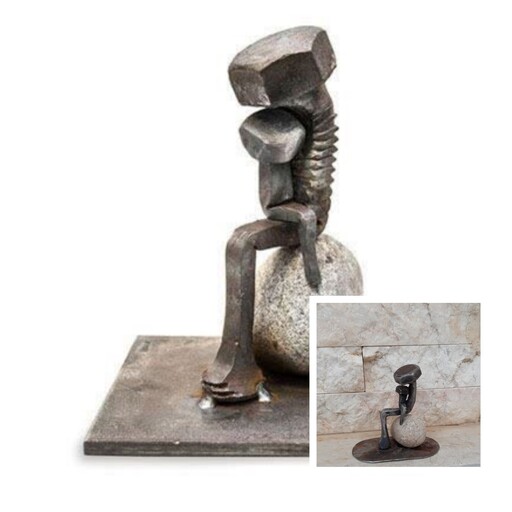 مجسمه دکوری فلزی خلاقانه  دست ساز  بنام آغوش رنگ اصلی خام