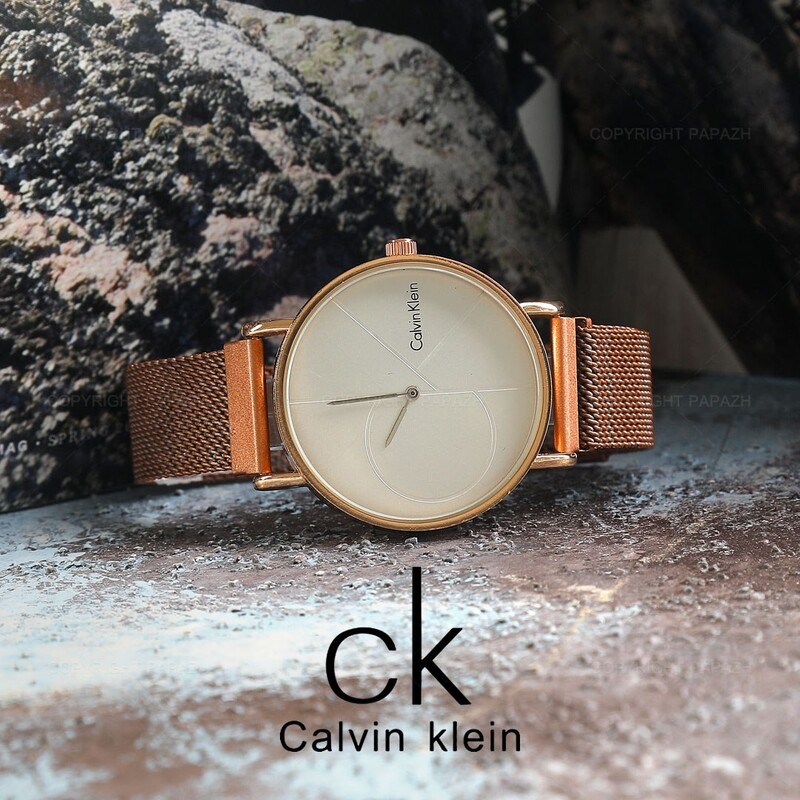 ساعت مچی مردانه CALVIN KLEIN مدل 1353
قفل مگنتی آهنربا
استایل بند حصیری
جنس بند فلز استیل 
رنگ بند و قاب رز گلد