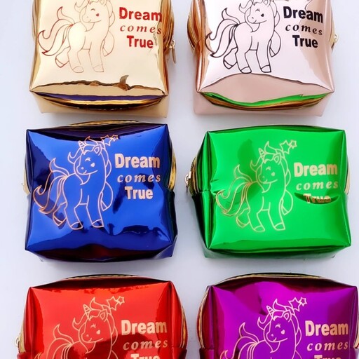 کیف پد بهداشتی هولوگرامی در شش رنگ براق و جذاب قابل استفاده برای پد و هندزفری 