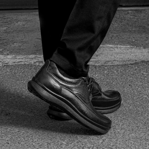 کفش تمام چرم طبیعی اصل طبی راحتی مدل گریدرمشکی بندی  مردانه مستقیم از تولید کننده (ارسال رایگان)6ماه ضمانت و مهلت تست