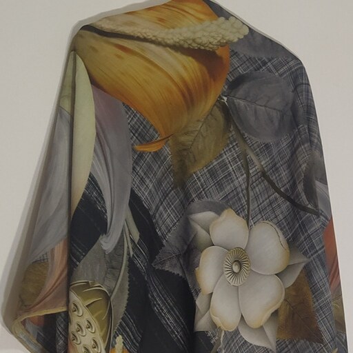 روسری نخی قواره بزرگ - با کیفیت عالی - گل و برگ - زرد و طوسی - کد (05)