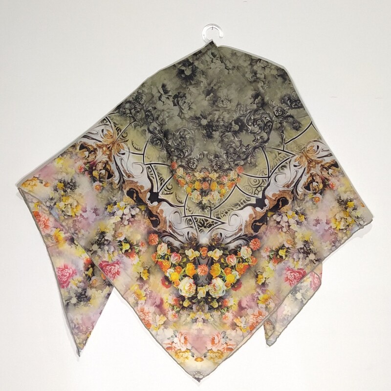 روسری نخی قواره بزرگ - با کیفیت عالی - طرح گل حاشیه - زرد - کد  (20)