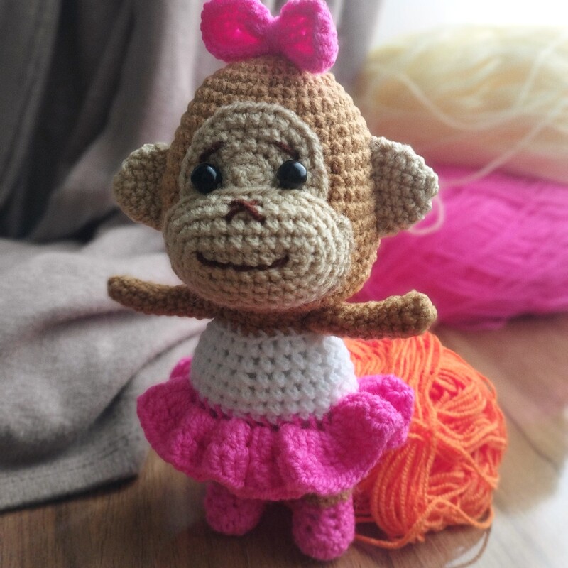 عروسک میمون بالرین