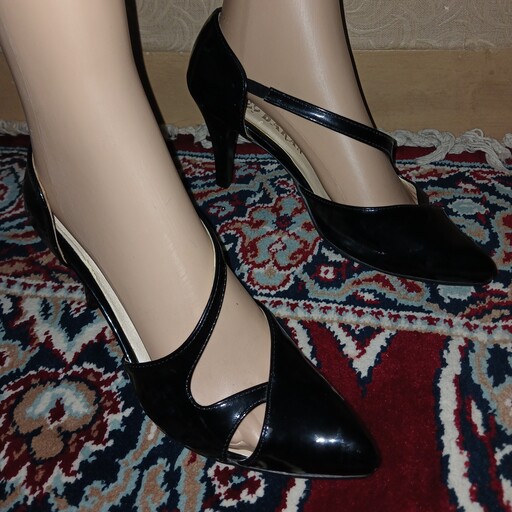 کفش ورنی زنانه پاشنه بلند