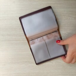 کیف مدارک ماشین چرم طبیعی، رنگ قهوه ای سوخته مناسب کارت ماشین و کارت های بانکی