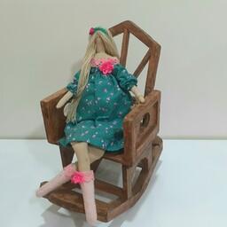 صندلی راک عروسک دکوری دست ساز تمام نراد به سبک روستیک سایز 3
