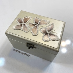 جعبه چوبی دستساز طرح پروانه برجسته
