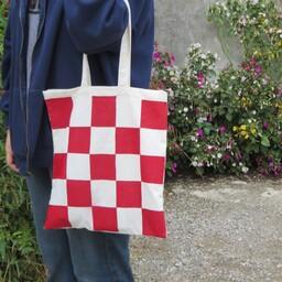 کیف پارچه ای شطرنجی قرمز