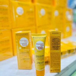 کرم ضد آفتاب رنگی بیودرما  spf 100