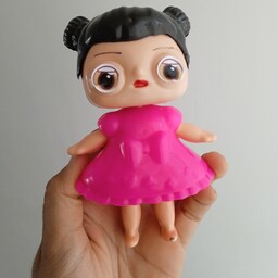 عروسک کوچک جعبه ای عروسک بدون لباس و بدون مو جنس تمام پلاستیک بغیر از چشم ها 