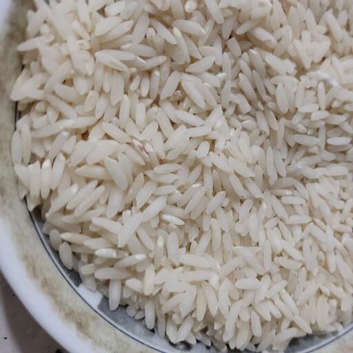 برنج اصل طارم هاشمی اعلا  مزرعه های مازندران در وزن های 10 کیلویی معطر و خوشپخت
