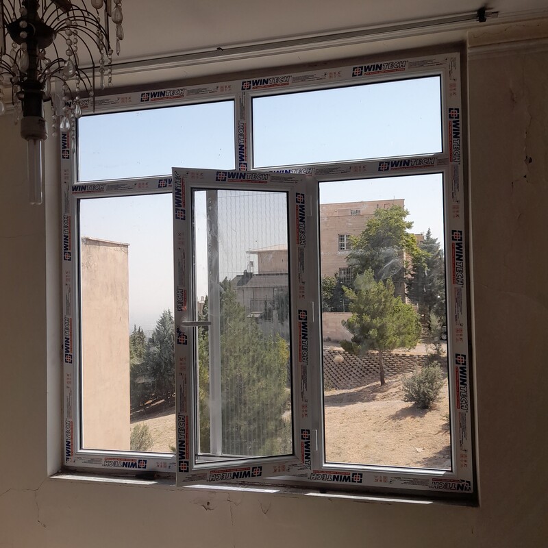 پنجره بازسازی وینتک در ابعاد و شیشه های متنوع با بالاترین کیفیت ممکن هیچ ارزانی بی دلیل نیست برادر 