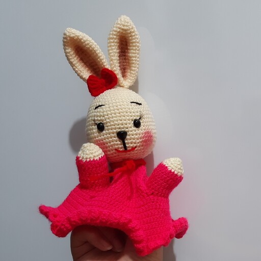 عروسک دستکشی بافتنی خرگوش (عروسک نمایشی)